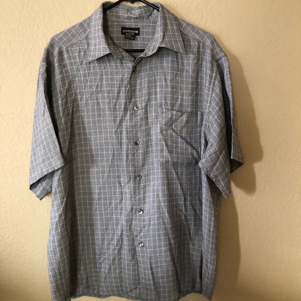 Claiborne Men’s Botton Down Shirt size L